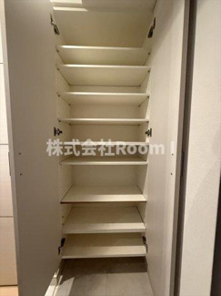 【玄関】 | スワンズシティ天満橋 | シンプルで使いやすい玄関です
