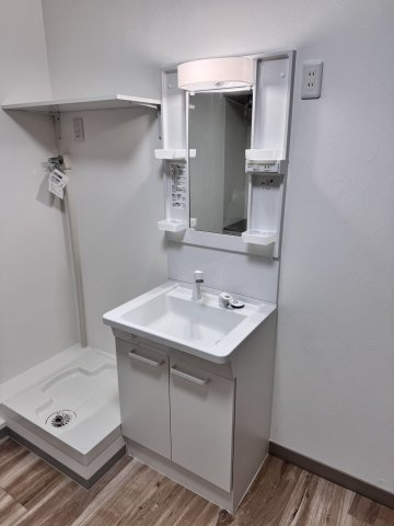 いわきL&Gマンションの独立洗面台