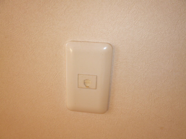 フォーチューン真壁Bのその他|電話モジュラー