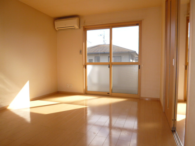 フォーチューン真壁Bの居間・リビング