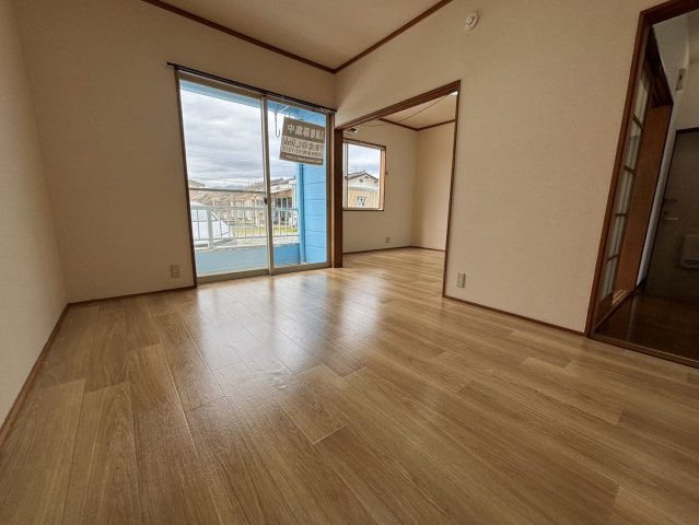 小宅コーポの居間・リビング