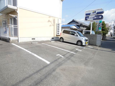 【駐車場】 | ドミール竹原・ | 完成写真