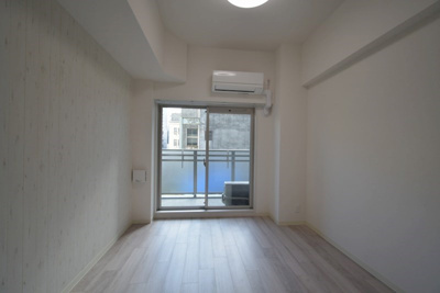 【洋室】 | プレサンス堺筋本町ディスティニー