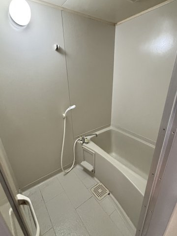 たんぽぽハイツの浴室