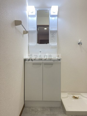 クレールヒルズの独立洗面台