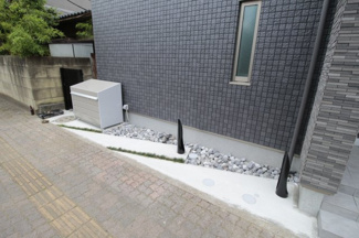 【その他共用部分】 | ゴミ置き場は敷地内にあります