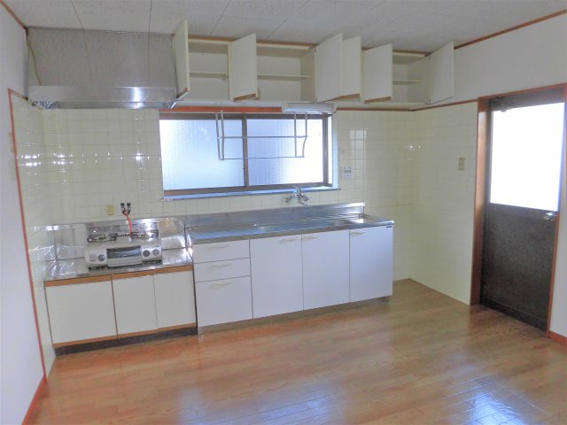 墨俣町K様戸建貸家の居間・リビング