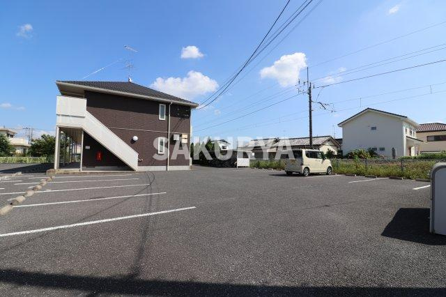 プレステージＢ棟の駐車場