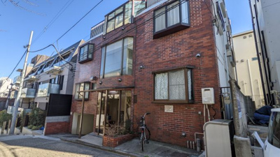 【外観】 | 三友第二マンション | ビンテージ感ある外観も気になるポイント。