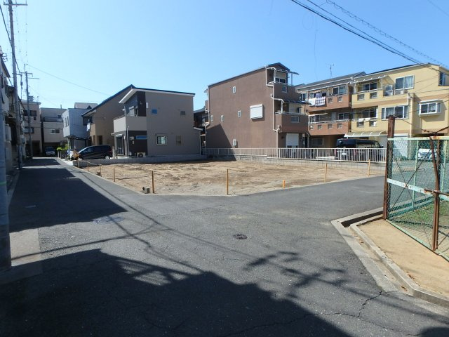 大阪市平野区長吉川辺　貸土地
