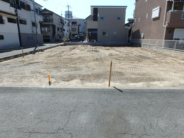 大阪市平野区長吉川辺　貸土地