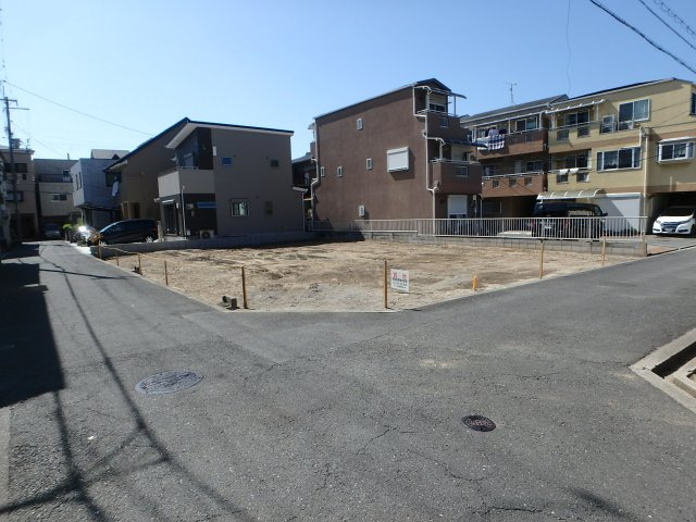 大阪市平野区長吉川辺　貸土地
