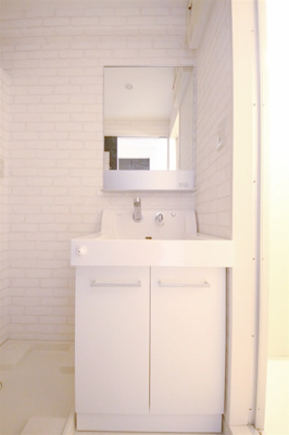 【独立洗面台】 | 十三本町ウインズマンションⅡ