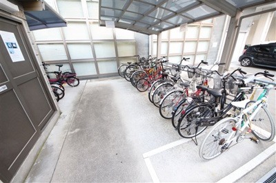 【その他共用部分】 | 十三本町ウインズマンションⅡ | 駐輪場