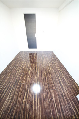 【洋室】 | 十三本町ウインズマンションⅡ