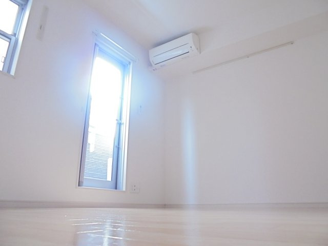 ENCHANTE(アンシャンテ)の洋室