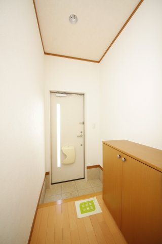 クレールコートの玄関