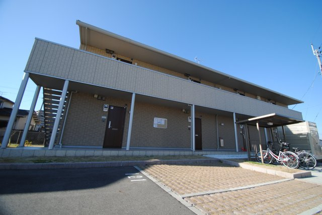 オリーヴァ東櫛原　Ｂ棟の外観