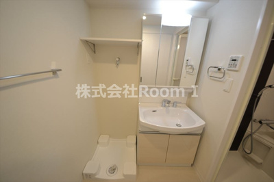 【洗面所】 | ラクラス堺筋本町（旧フォーリアライズ堺筋本町 | 脱衣スペースもあります