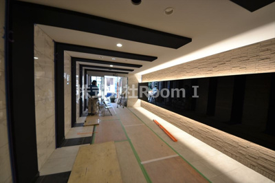 【エントランス】 | ラクラス堺筋本町（旧フォーリアライズ堺筋本町 | ゆとりのあるエントランスです