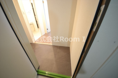 【玄関】 | ラクラス堺筋本町（旧フォーリアライズ堺筋本町 | 収納もある玄関です