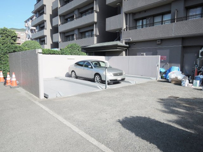 【駐車場】 | パークハイム本牧 | 機械式駐車場です。