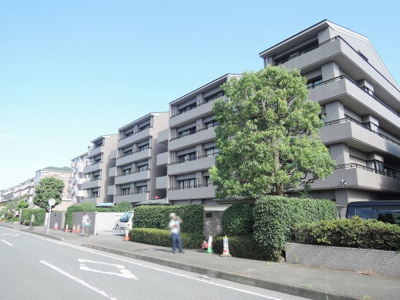 【外観】 | パークハイム本牧 | 総戸数２６戸、１９９０年８月築、管理人は日勤勤務につき管理体制良好です♪