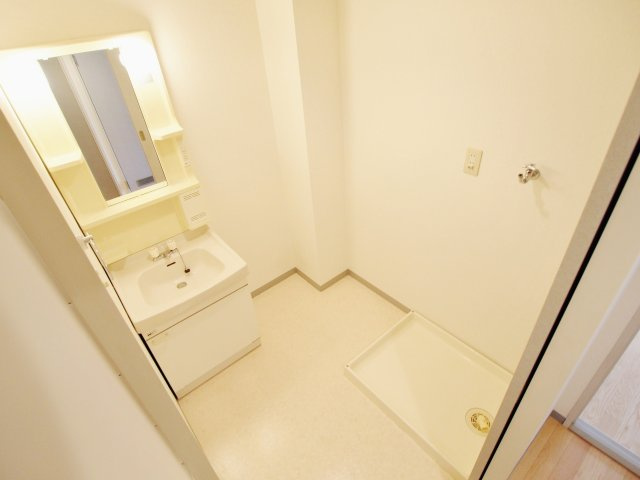 ファミール昭栄の独立洗面台