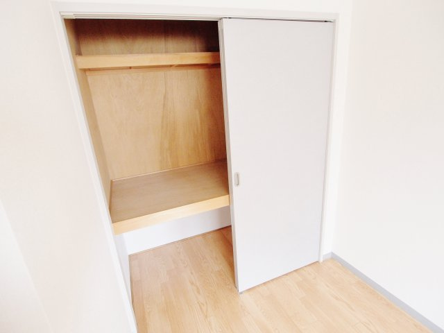 ファミール昭栄の収納