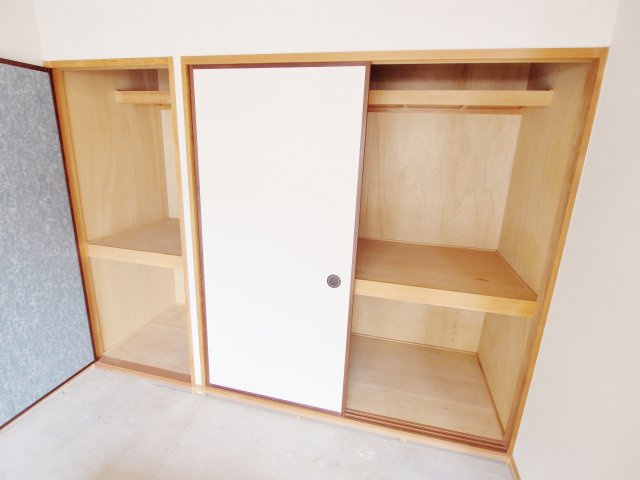 ファミール昭栄の収納