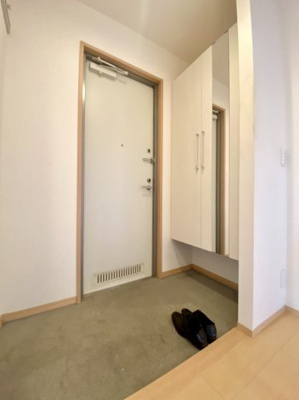 【玄関】 | シャルム・ポンテ重根