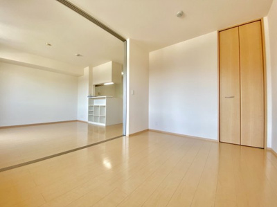 【洋室】 | シャルム・ポンテ重根