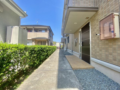 【エントランス】 | シャルム・ポンテ重根