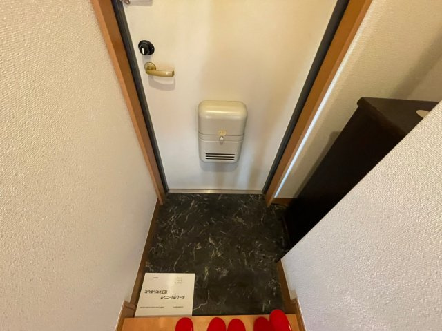 コバビレッジA棟の玄関