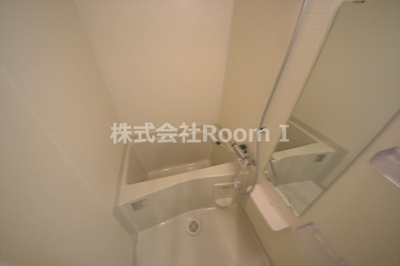 【浴室】 | プランドール北浜 | ゆったり過ごせるお風呂です