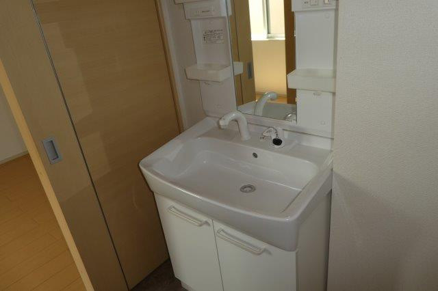 グランデール大島の独立洗面台|シャンプードレッサー