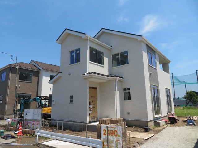 佐波郡玉村町上新田Ⅱ期（全3棟）2号棟の外観|2022.5撮影