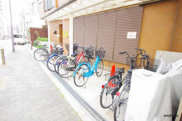 センチュリー新大阪　仲介手数料無料の駐車場