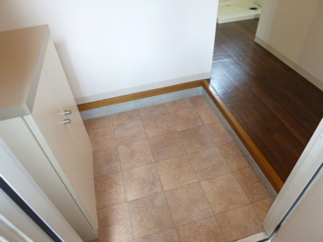 エトワールＡの玄関