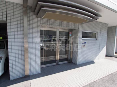 【エントランス】 | willDo九条 | ゆとりのあるエントランスです