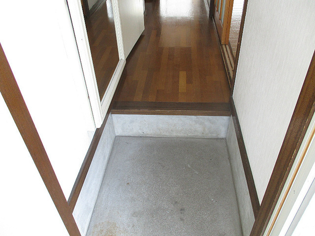 メイプルハイムの玄関