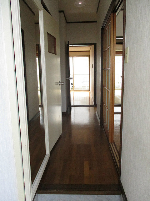 メイプルハイムの玄関