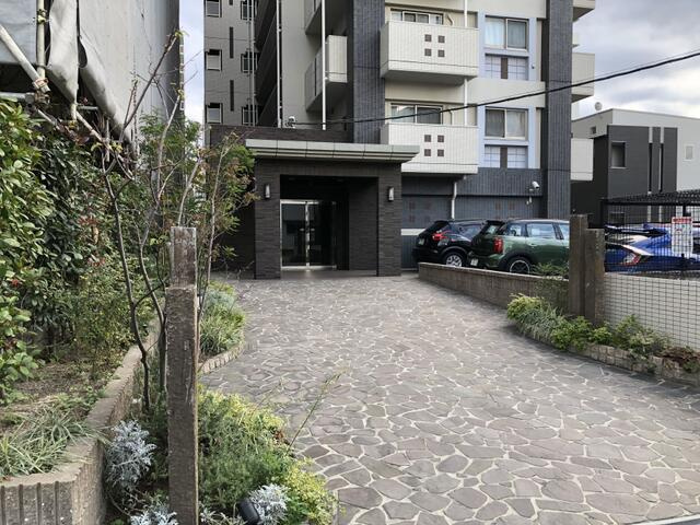 【庭】 | ロイヤルステージ吉塚