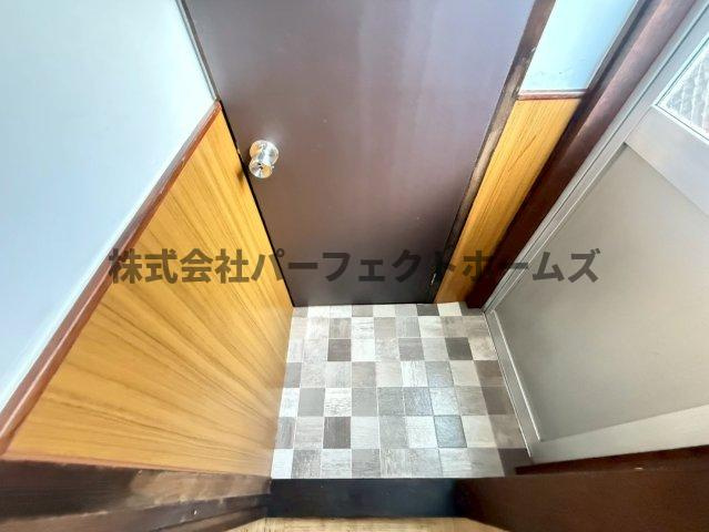 交野市郡津４丁目のアパートの玄関|ゆったりとした玄関です