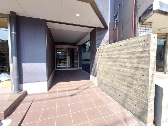 【エントランス】 | LANART北小金