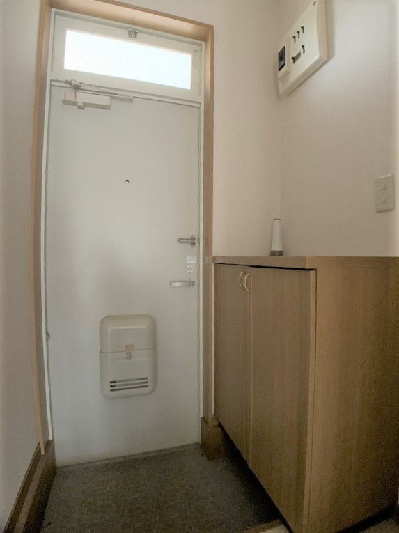 ブエナカーサ上田の玄関