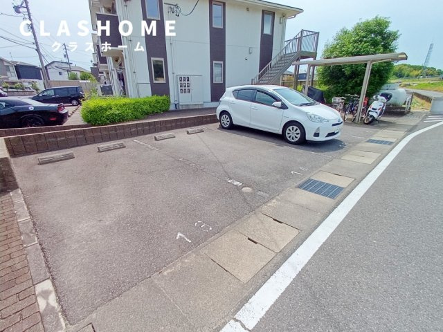 すまいる共和西　　刈谷市近郊の賃貸ならクラスホーム刈谷店の駐車場