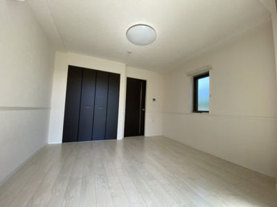 【居間・リビング】 | アーバンヒルズトロワオスト | 明るくきれいなお部屋です