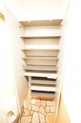 【収納】 | グランメールⅡ | ※同物件・反転タイプの写真です。