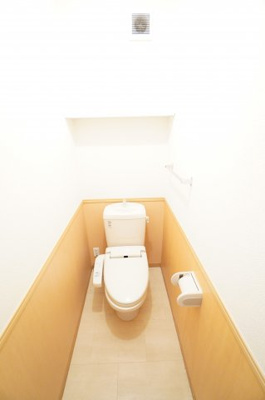 【トイレ】 | グランメールⅡ | ※同物件・反転タイプの写真です。